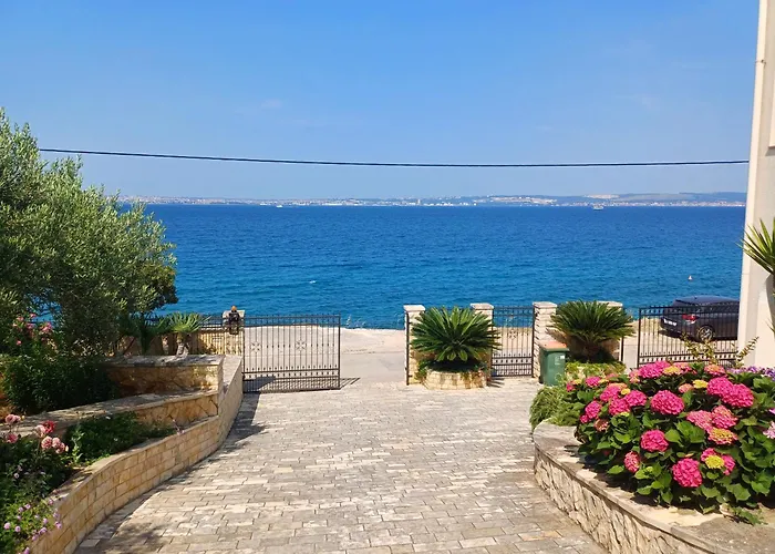 Oceanview Prestige * Кали