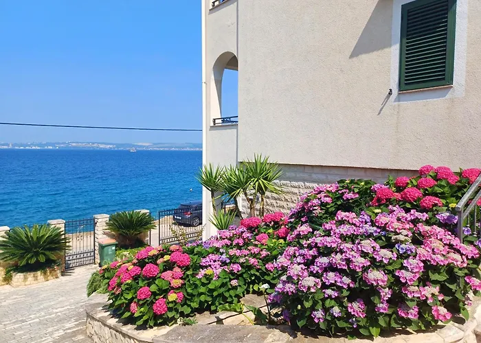 Апартаменты Oceanview Prestige