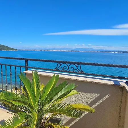 Oceanview Prestige Apartament *